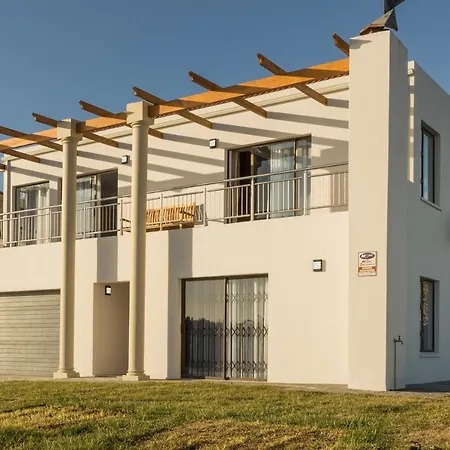 Beachfront Villa - Pool, Fireplace, No Loadshedding Wilderness Exterior foto